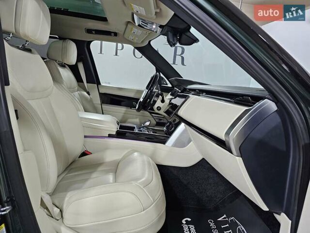 Чорний Ленд Ровер Рендж Ровер, об'ємом двигуна 4.39 л та пробігом 39 тис. км за 159999 $, фото 23 на Automoto.ua