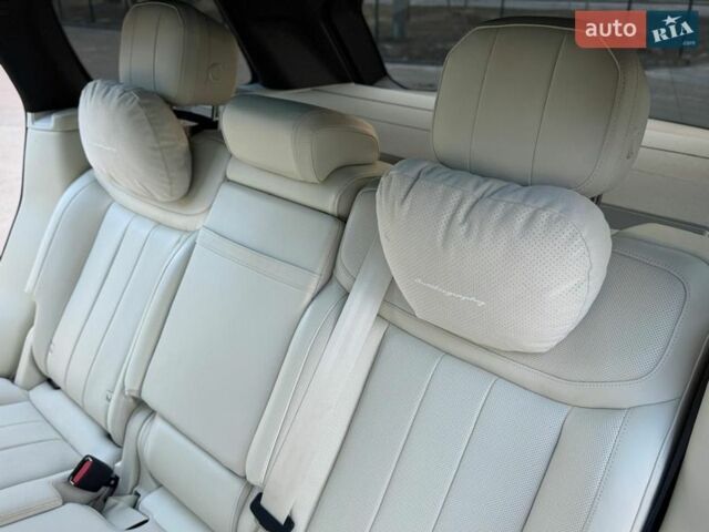 Чорний Ленд Ровер Рендж Ровер, об'ємом двигуна 3 л та пробігом 9 тис. км за 179900 $, фото 71 на Automoto.ua