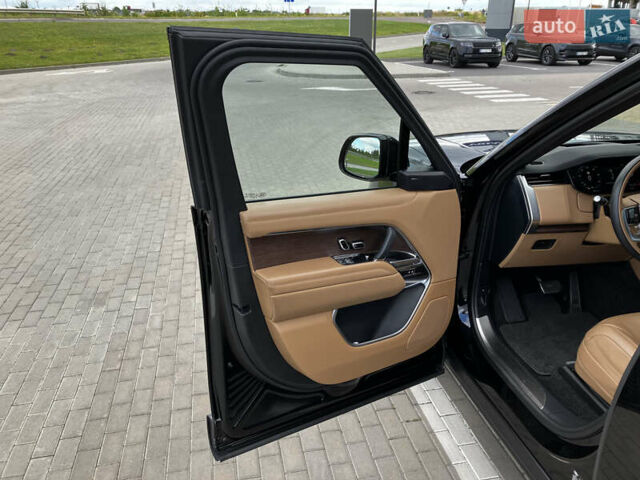 Чорний Ленд Ровер Рендж Ровер, об'ємом двигуна 3 л та пробігом 82 тис. км за 154000 $, фото 5 на Automoto.ua