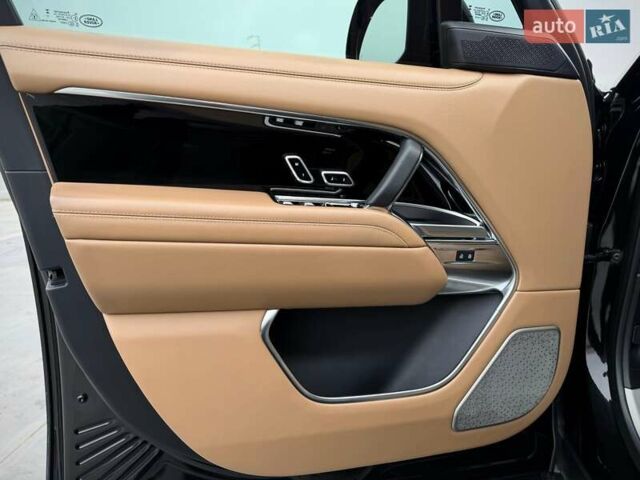 Черный Ленд Ровер Рендж Ровер, объемом двигателя 4.39 л и пробегом 67 тыс. км за 185000 $, фото 90 на Automoto.ua