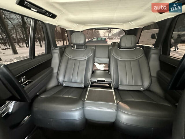 Чорний Ленд Ровер Рендж Ровер, об'ємом двигуна 4.39 л та пробігом 18 тис. км за 195000 $, фото 8 на Automoto.ua