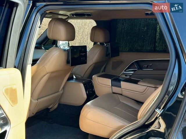 Чорний Ленд Ровер Рендж Ровер, об'ємом двигуна 4.39 л та пробігом 64 тис. км за 179900 $, фото 73 на Automoto.ua