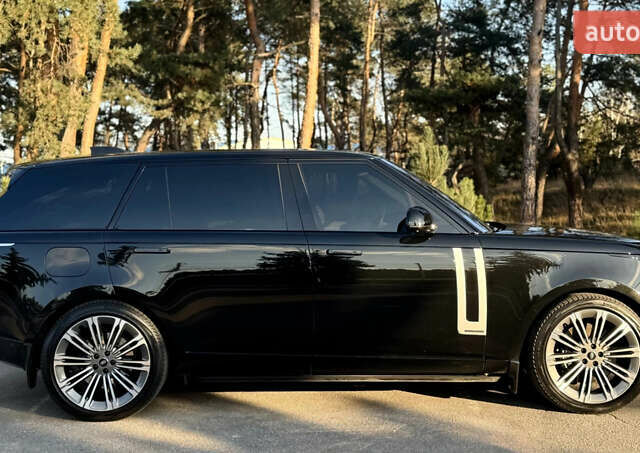 Чорний Ленд Ровер Рендж Ровер, об'ємом двигуна 4.39 л та пробігом 74 тис. км за 182000 $, фото 5 на Automoto.ua