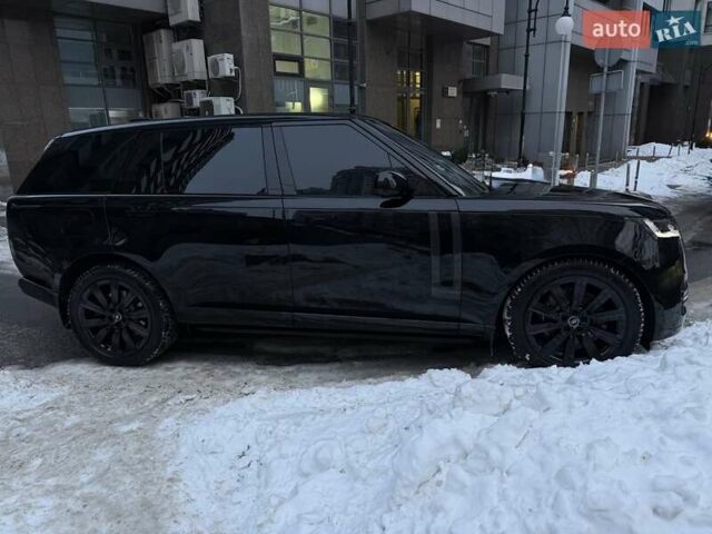 Черный Ленд Ровер Рендж Ровер, объемом двигателя 4.39 л и пробегом 20 тыс. км за 200000 $, фото 4 на Automoto.ua
