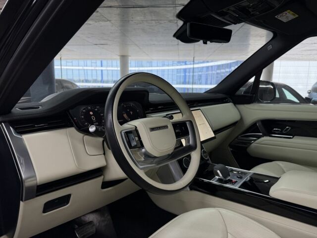 Черный Ленд Ровер Рендж Ровер, объемом двигателя 0 л и пробегом 64 тыс. км за 165000 $, фото 17 на Automoto.ua