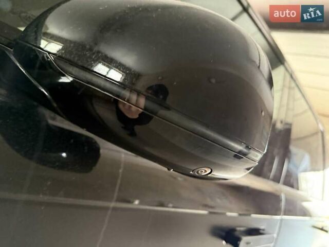 Чорний Ленд Ровер Рендж Ровер, об'ємом двигуна 4.39 л та пробігом 22 тис. км за 188333 $, фото 32 на Automoto.ua