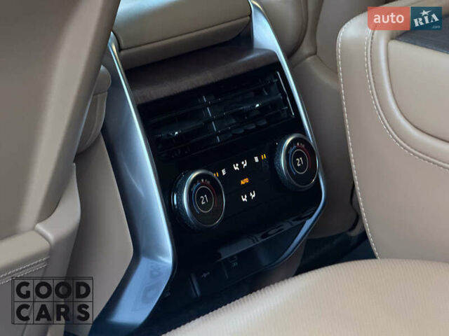 Чорний Ленд Ровер Рендж Ровер, об'ємом двигуна 3 л та пробігом 96 тис. км за 165000 $, фото 29 на Automoto.ua