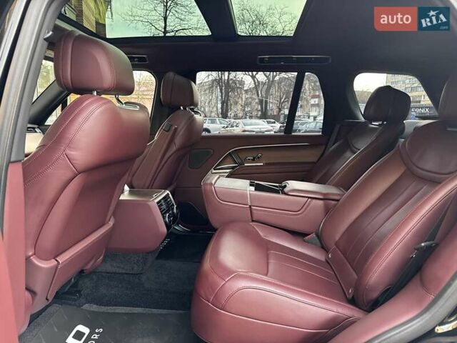 Чорний Ленд Ровер Рендж Ровер, об'ємом двигуна 4.39 л та пробігом 57 тис. км за 176000 $, фото 39 на Automoto.ua