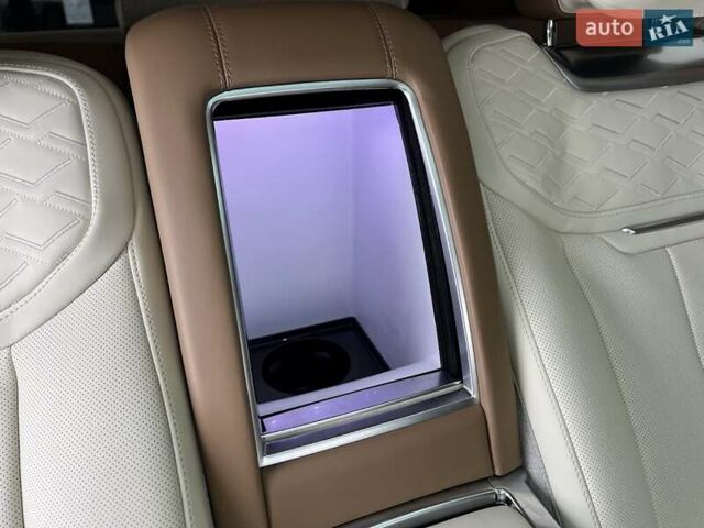 Чорний Ленд Ровер Рендж Ровер, об'ємом двигуна 3 л та пробігом 32 тис. км за 259000 $, фото 32 на Automoto.ua