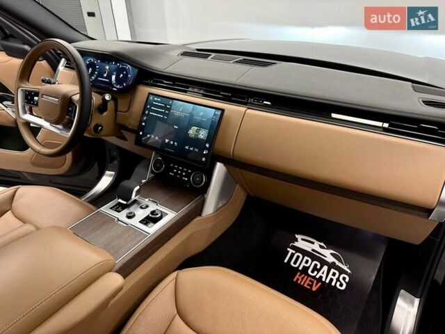 Ленд Ровер Рендж Ровер 2023 в Киеве на Automoto.ua Черный Ленд Ровер Рендж Ровер, объемом двигателя 3 л и пробегом 29 тыс. км за 187800 $, фото 61 на Automoto.ua