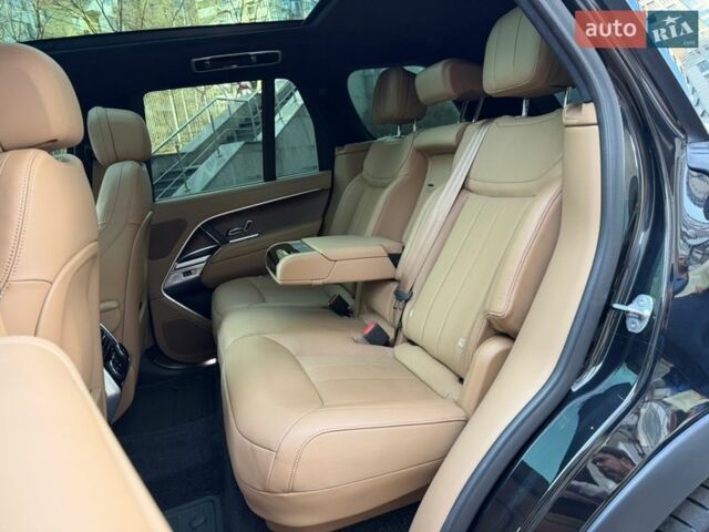 Чорний Ленд Ровер Рендж Ровер, об'ємом двигуна 3 л та пробігом 42 тис. км за 167000 $, фото 18 на Automoto.ua