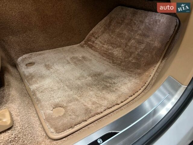 Черный Ленд Ровер Рендж Ровер, объемом двигателя 3 л и пробегом 33 тыс. км за 239900 $, фото 49 на Automoto.ua