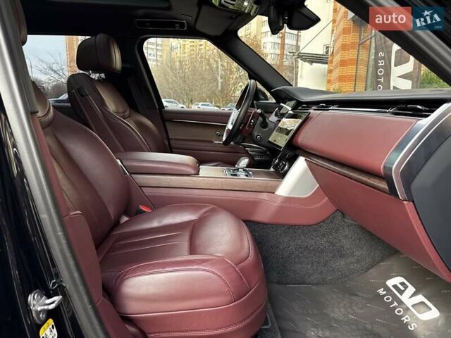 Чорний Ленд Ровер Рендж Ровер, об'ємом двигуна 4.39 л та пробігом 57 тис. км за 176000 $, фото 35 на Automoto.ua