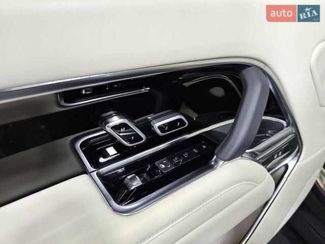 Чорний Ленд Ровер Рендж Ровер, об'ємом двигуна 4.39 л та пробігом 39 тис. км за 159999 $, фото 16 на Automoto.ua