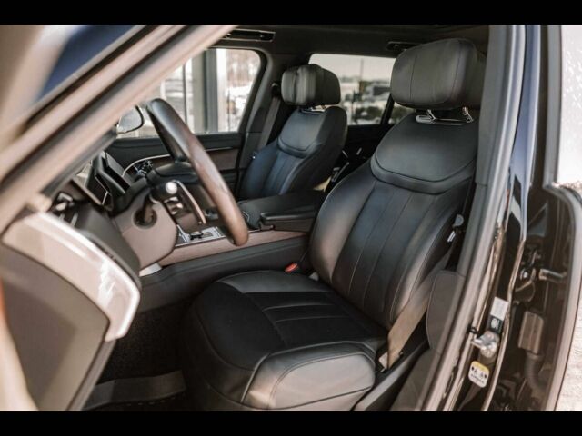 Черный Ленд Ровер Рендж Ровер, объемом двигателя 3 л и пробегом 22 тыс. км за 197000 $, фото 12 на Automoto.ua