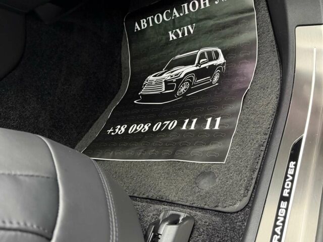 Чорний Ленд Ровер Рендж Ровер, об'ємом двигуна 4.4 л та пробігом 61 тис. км за 148000 $, фото 63 на Automoto.ua