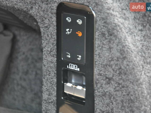 Черный Ленд Ровер Рендж Ровер, объемом двигателя 3 л и пробегом 1 тыс. км за 246169 $, фото 62 на Automoto.ua