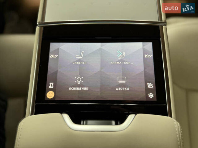 Черный Ленд Ровер Рендж Ровер, объемом двигателя 4.39 л и пробегом 13 тыс. км за 290000 $, фото 91 на Automoto.ua