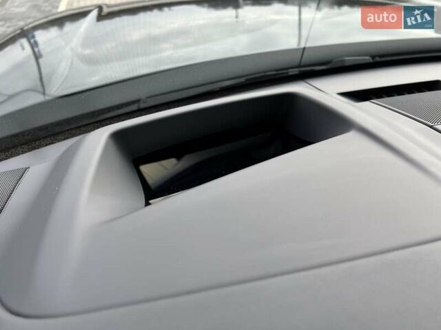 Чорний Ленд Ровер Рендж Ровер, об'ємом двигуна 3 л та пробігом 9 тис. км за 198000 $, фото 21 на Automoto.ua