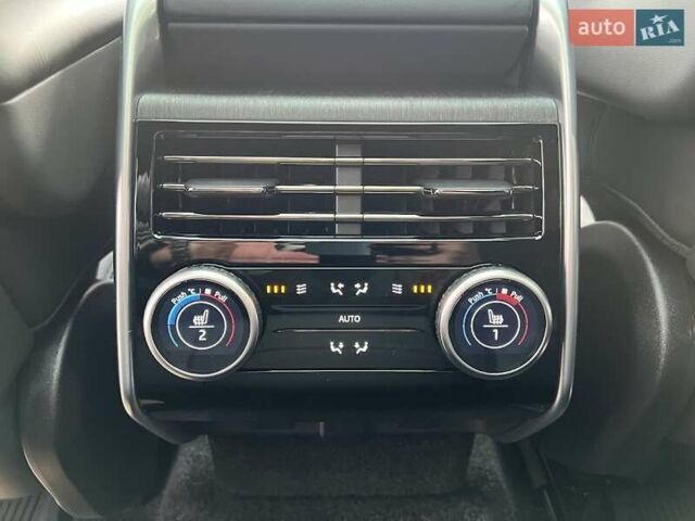 Чорний Ленд Ровер Рендж Ровер, об'ємом двигуна 3 л та пробігом 9 тис. км за 198000 $, фото 27 на Automoto.ua