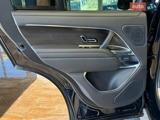 Чорний Ленд Ровер Рендж Ровер, об'ємом двигуна 3 л та пробігом 20 тис. км за 179000 $, фото 44 на Automoto.ua