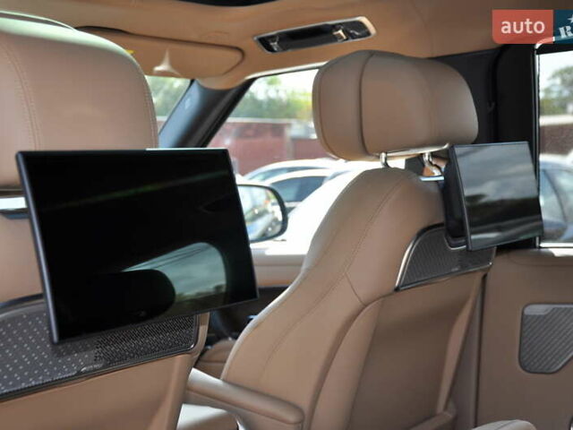 Черный Ленд Ровер Рендж Ровер, объемом двигателя 3 л и пробегом 1 тыс. км за 246811 $, фото 37 на Automoto.ua