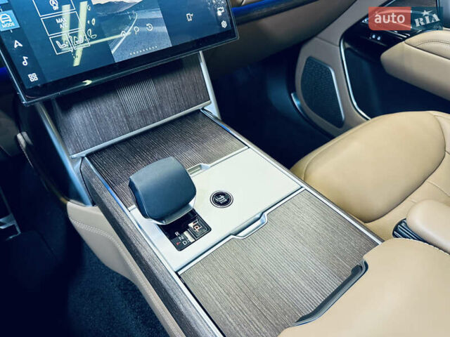 Чорний Ленд Ровер Рендж Ровер, об'ємом двигуна 3 л та пробігом 6 тис. км за 219000 $, фото 51 на Automoto.ua