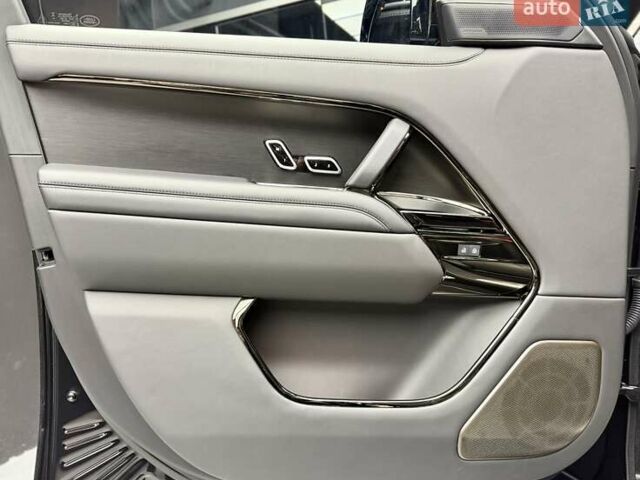 Чорний Ленд Ровер Рендж Ровер, об'ємом двигуна 4.4 л та пробігом 26 тис. км за 285000 $, фото 22 на Automoto.ua