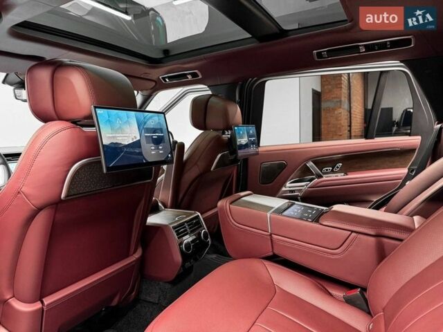 Черный Ленд Ровер Рендж Ровер, объемом двигателя 4.39 л и пробегом 35 тыс. км за 217000 $, фото 30 на Automoto.ua