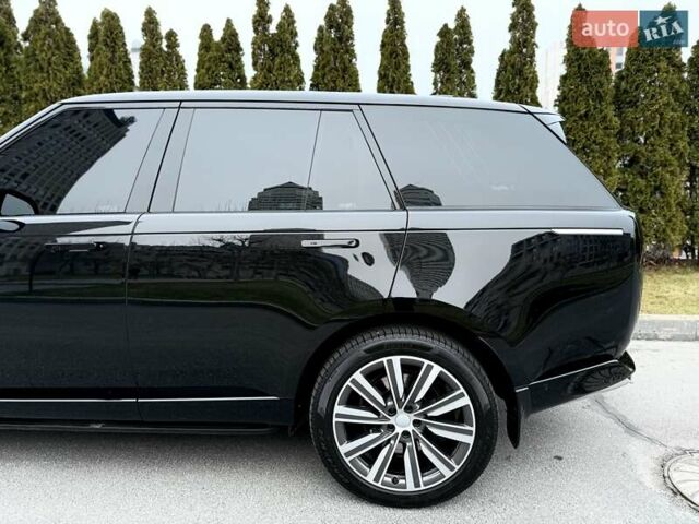 Чорний Ленд Ровер Рендж Ровер, об'ємом двигуна 4.39 л та пробігом 19 тис. км за 225000 $, фото 5 на Automoto.ua