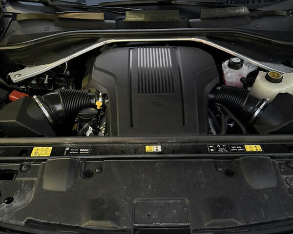 Чорний Ленд Ровер Рендж Ровер, об'ємом двигуна 4.39 л та пробігом 8 тис. км за 190000 $, фото 44 на Automoto.ua