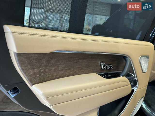 Чорний Ленд Ровер Рендж Ровер, об'ємом двигуна 3 л та пробігом 6 тис. км за 219000 $, фото 54 на Automoto.ua