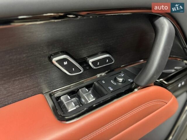 Черный Ленд Ровер Рендж Ровер, объемом двигателя 4.39 л и пробегом 38 тыс. км за 298000 $, фото 19 на Automoto.ua