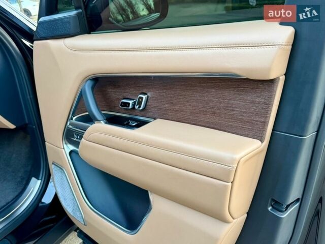 Черный Ленд Ровер Рендж Ровер, объемом двигателя 4.4 л и пробегом 24 тыс. км за 214950 $, фото 128 на Automoto.ua