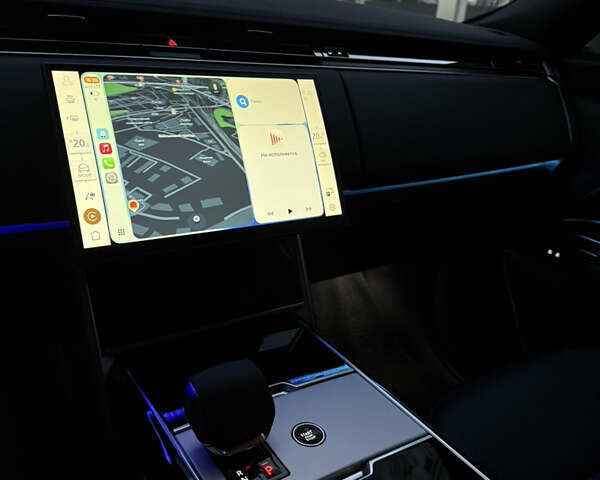 Чорний Ленд Ровер Рендж Ровер, об'ємом двигуна 4.39 л та пробігом 8 тис. км за 190000 $, фото 21 на Automoto.ua