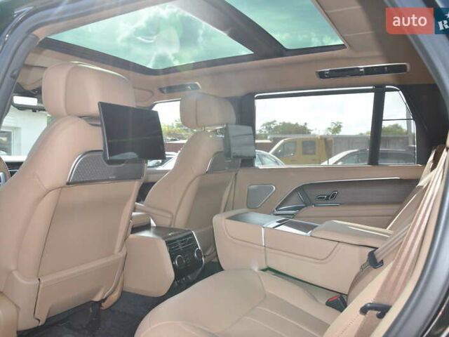 Черный Ленд Ровер Рендж Ровер, объемом двигателя 3 л и пробегом 1 тыс. км за 246811 $, фото 35 на Automoto.ua