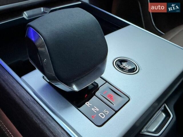 Черный Ленд Ровер Рендж Ровер, объемом двигателя 4.4 л и пробегом 24 тыс. км за 214950 $, фото 144 на Automoto.ua