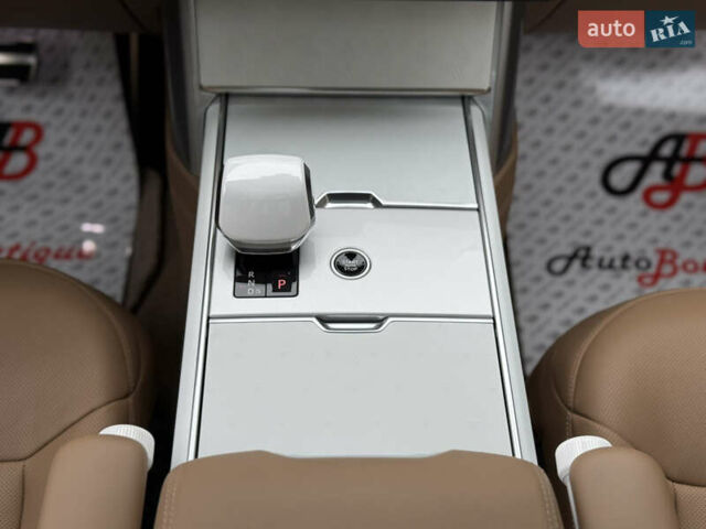 Черный Ленд Ровер Рендж Ровер, объемом двигателя 4.39 л и пробегом 13 тыс. км за 290000 $, фото 66 на Automoto.ua