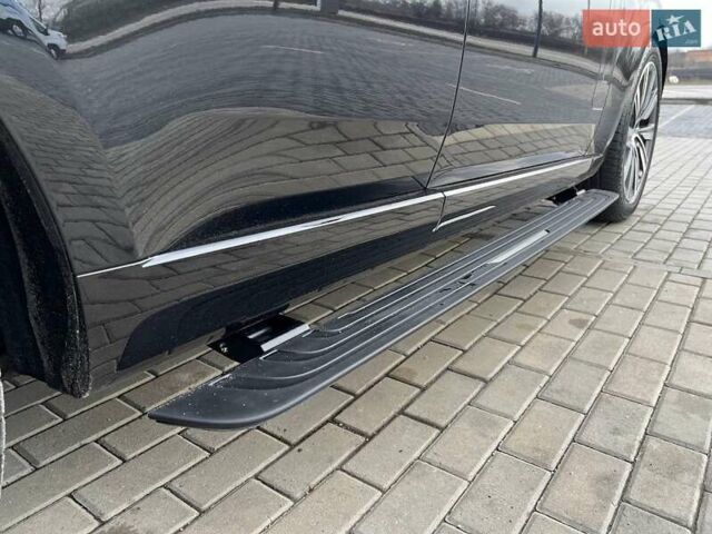 Чорний Ленд Ровер Рендж Ровер, об'ємом двигуна 3 л та пробігом 9 тис. км за 198000 $, фото 39 на Automoto.ua