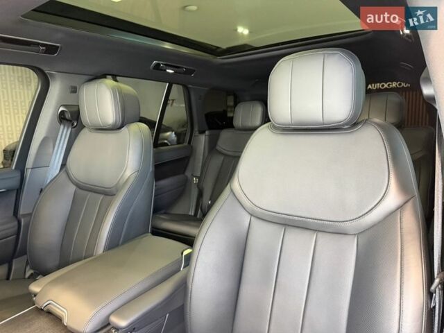 Чорний Ленд Ровер Рендж Ровер, об'ємом двигуна 3 л та пробігом 20 тис. км за 179000 $, фото 28 на Automoto.ua