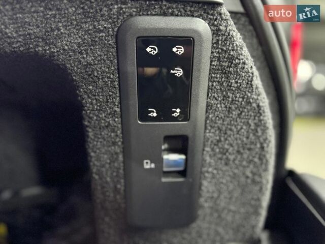 Черный Ленд Ровер Рендж Ровер, объемом двигателя 4.39 л и пробегом 38 тыс. км за 298000 $, фото 45 на Automoto.ua