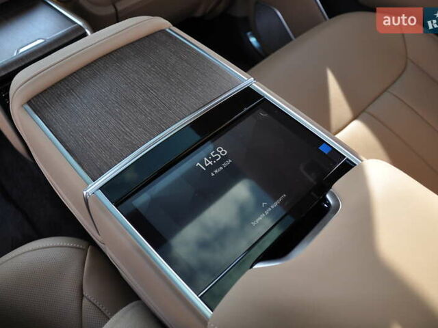 Черный Ленд Ровер Рендж Ровер, объемом двигателя 3 л и пробегом 1 тыс. км за 246169 $, фото 37 на Automoto.ua