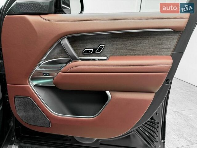 Черный Ленд Ровер Рендж Ровер, объемом двигателя 4.39 л и пробегом 35 тыс. км за 217000 $, фото 54 на Automoto.ua