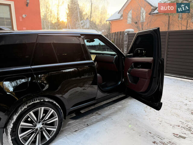 Чорний Ленд Ровер Рендж Ровер, об'ємом двигуна 3 л та пробігом 17 тис. км за 215000 $, фото 22 на Automoto.ua