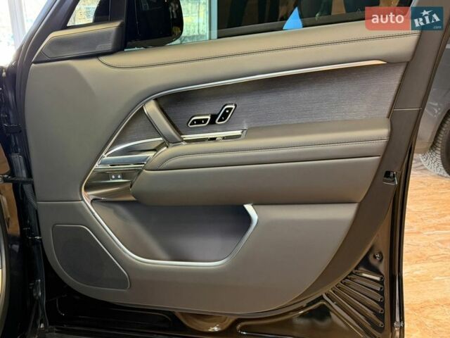 Чорний Ленд Ровер Рендж Ровер, об'ємом двигуна 3 л та пробігом 20 тис. км за 179000 $, фото 64 на Automoto.ua