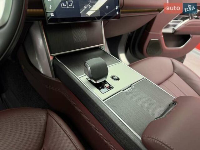 Чорний Ленд Ровер Рендж Ровер, об'ємом двигуна 4.4 л та пробігом 10 тис. км за 224900 $, фото 35 на Automoto.ua