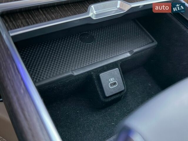 Черный Ленд Ровер Рендж Ровер, объемом двигателя 4.4 л и пробегом 24 тыс. км за 214950 $, фото 143 на Automoto.ua