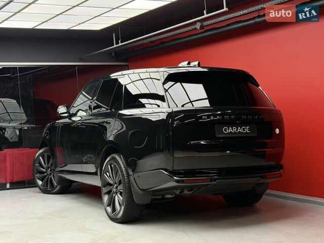 Чорний Ленд Ровер Рендж Ровер, об'ємом двигуна 4.4 л та пробігом 26 тис. км за 285000 $, фото 19 на Automoto.ua