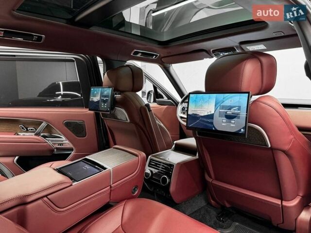 Черный Ленд Ровер Рендж Ровер, объемом двигателя 4.39 л и пробегом 35 тыс. км за 217000 $, фото 38 на Automoto.ua