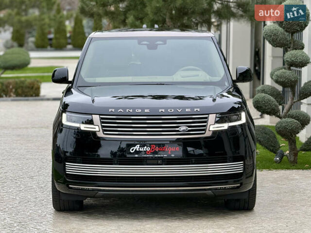 Черный Ленд Ровер Рендж Ровер, объемом двигателя 4.39 л и пробегом 13 тыс. км за 290000 $, фото 1 на Automoto.ua